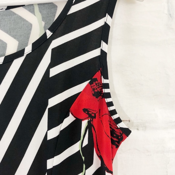 Black and White Striped Dress - Picture 4 of 5